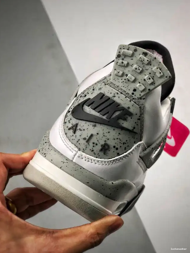 Reps LUCY (nike) Jordan OG Cement White 840606-192 4 Air 0516